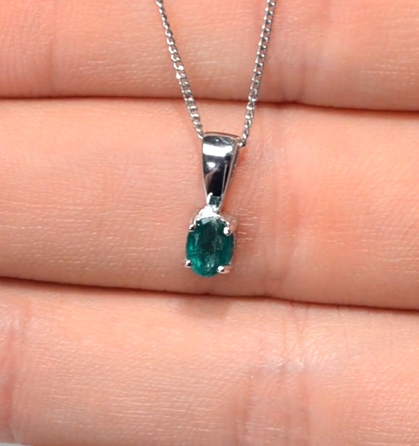 Emerald 5 x 4mm 18K White Gold Pendant Necklace